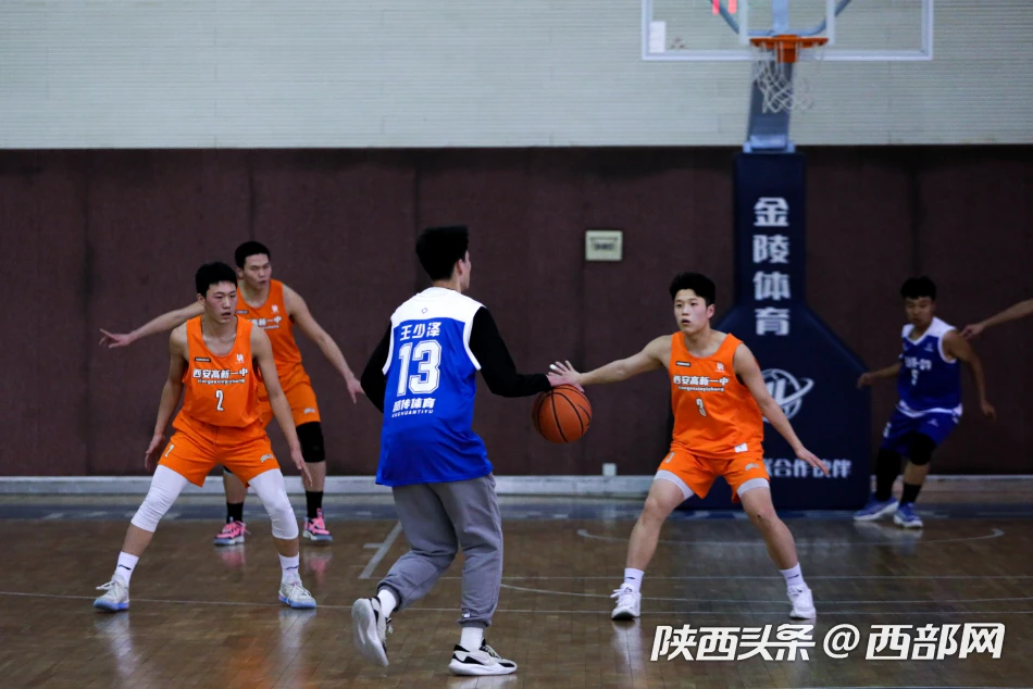 如何在封闭训练中培养篮球战术意识_0